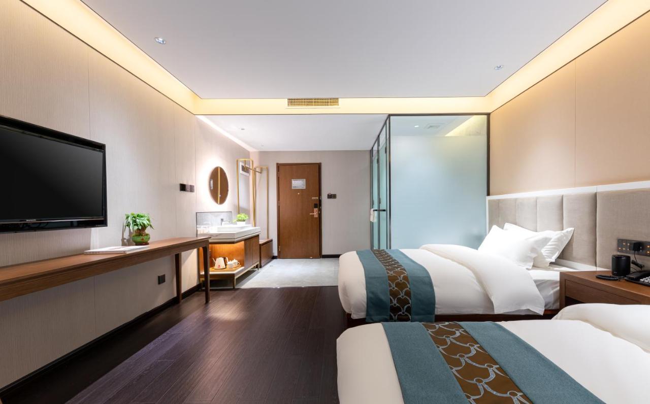 Beijing Tangfu Hotel - Located In The City Center Adjacent To The Subway Station Close To Nanluoguxiang Gulou Lama Temple Tiananmen Square Forbidden City Temple Of Heaven Providing Laundry Car Rental And Ticketing Services Εξωτερικό φωτογραφία
