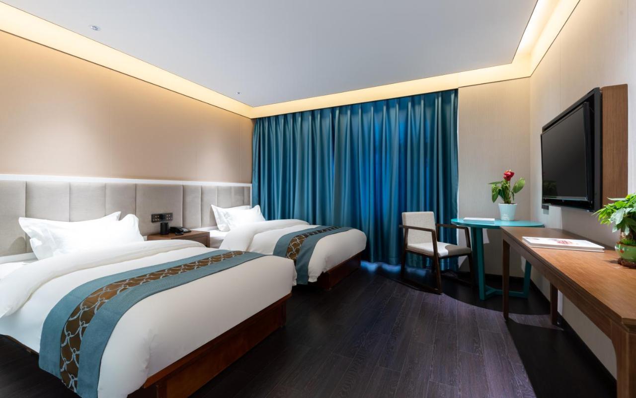 Beijing Tangfu Hotel - Located In The City Center Adjacent To The Subway Station Close To Nanluoguxiang Gulou Lama Temple Tiananmen Square Forbidden City Temple Of Heaven Providing Laundry Car Rental And Ticketing Services Εξωτερικό φωτογραφία