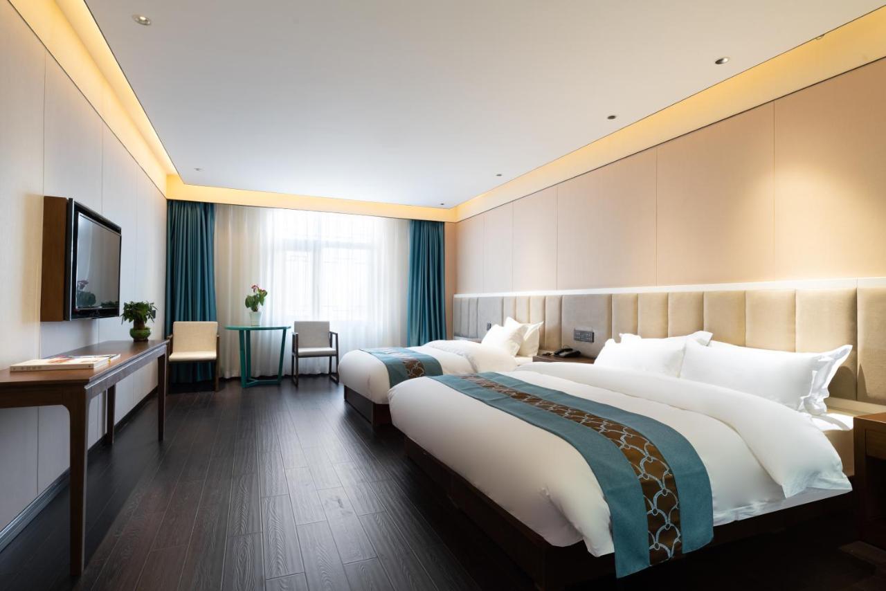 Beijing Tangfu Hotel - Located In The City Center Adjacent To The Subway Station Close To Nanluoguxiang Gulou Lama Temple Tiananmen Square Forbidden City Temple Of Heaven Providing Laundry Car Rental And Ticketing Services Εξωτερικό φωτογραφία